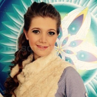 Maria Isaza's Instagram, Twitter & Facebook on IDCrawl