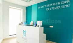 Recepción - Moreno Clínica Dental Benetússer