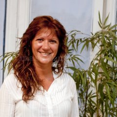 Esther Costa - Dra. Costa, Medicina e Hipnosis
