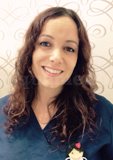 Dra. María Elena Saravia Medina - Centro Dental Fuentes Quintana