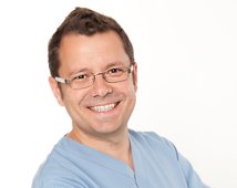 Dr. Iván Arianes - Clínica Dental Los Valles