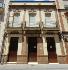 Edificio - Doctor Juan Manuel Pinedo Jiménez