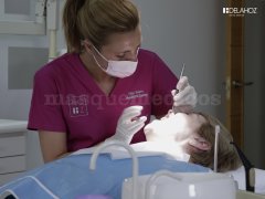 Clínica Dental DelaHoz