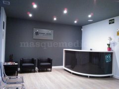 Recepción y sala de espera CDRM - Clínica Dental Dra. Rocío Martínez