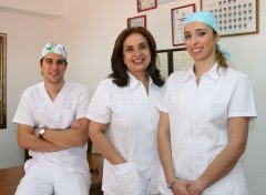  PARTE DEL EQUIPO MEDICO - Clínica Dental Patricia Peña