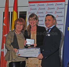 Premio como sexóloga y periodista - Ruth González Ousset