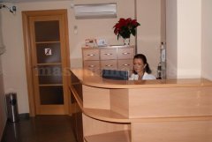 Recepción - Centro Dermatológico Dr. Galváñ
