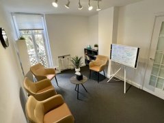 Sala de grupos y talleres - Centro Elemental · Psicología y Psiquiatría