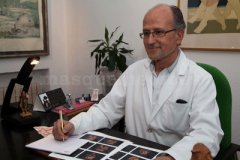 Dr. César Uguet - César Uguet