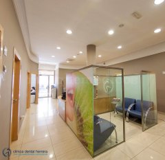 Clínica Dental Herrera - Clínica Dental Herrera