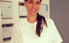 Linda Miyeri - Clínica Dental Serranos
