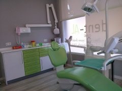 Gabinete dental Den-Al Clinic - Dent-AL Clinic